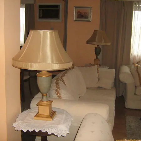 Excelsior Place דירה